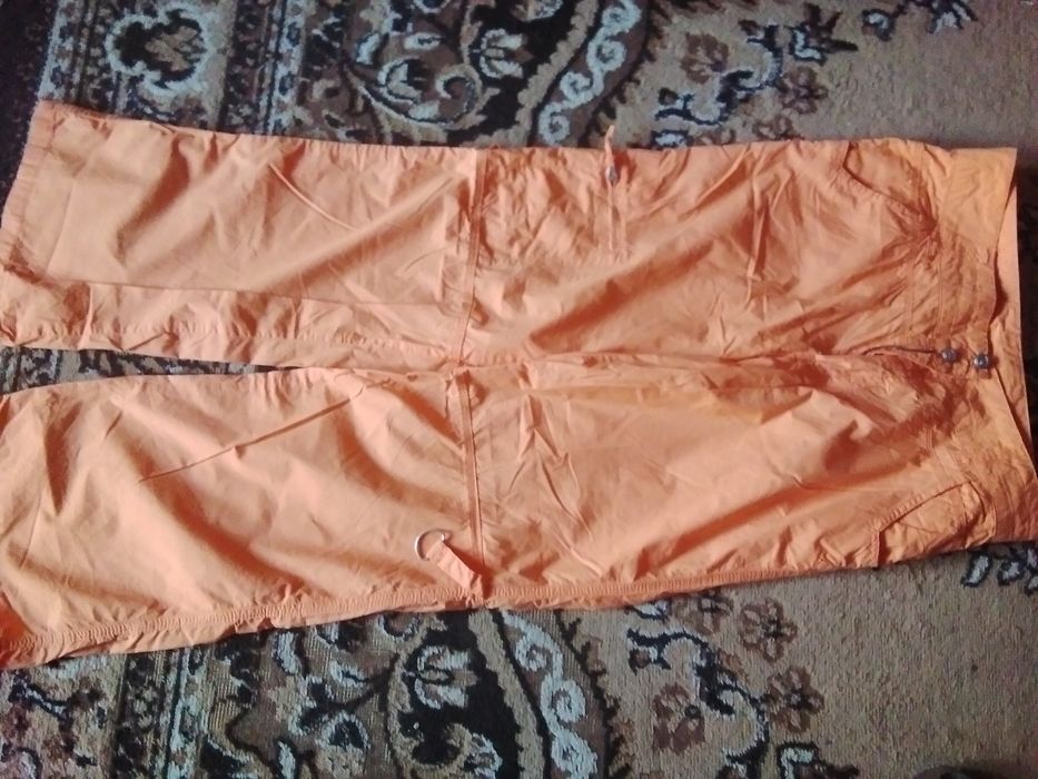 Одежда для девочек ,девушек и миниатюрных женщин .