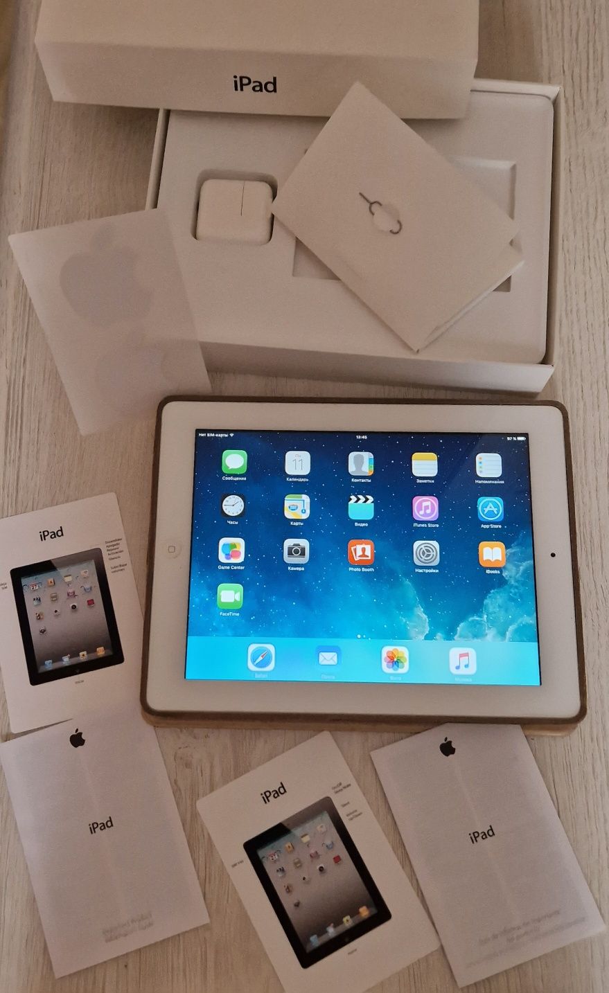 Планшет Apple iPad 2