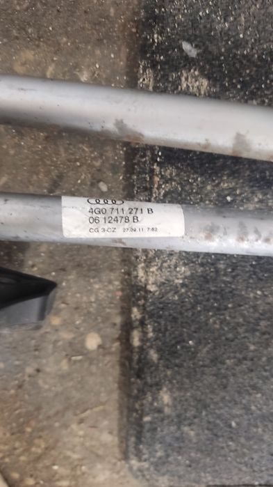 Wybierak zmiany biegów drążek lewarek gałka Audi A6 C7