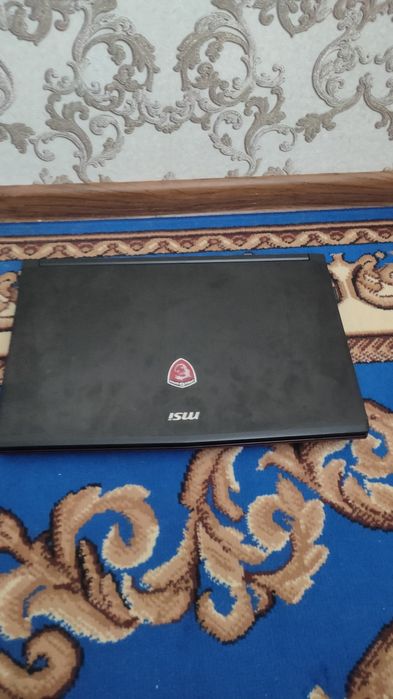 Ігровий ноутбук MSI GE72 7RE i7 7700hg 1050ti