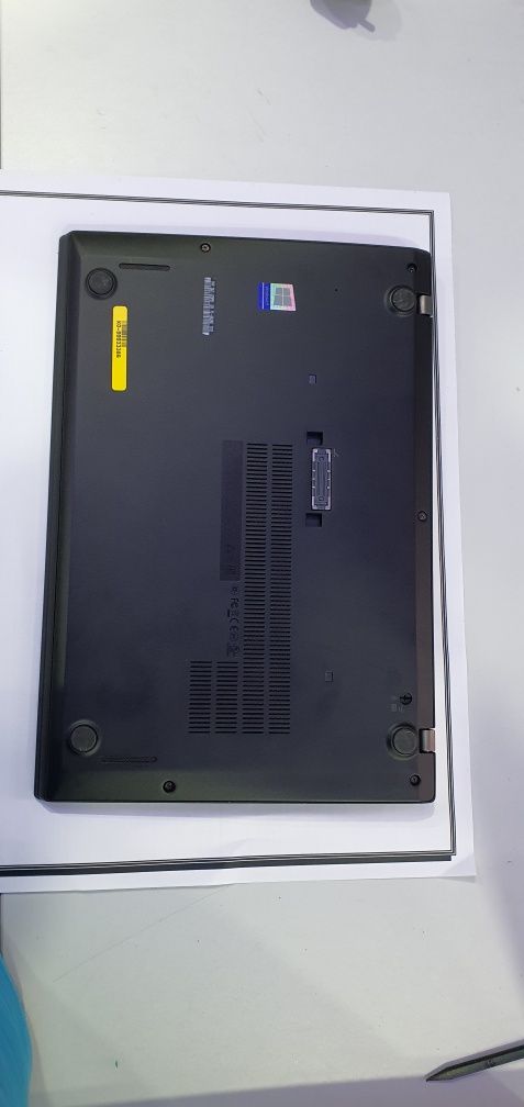 Portátil Lenovo T480S Touch
