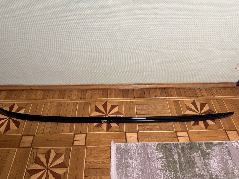 Продам рейлинг крыши правый для BMW X5 F15 2013-2018 51137295816