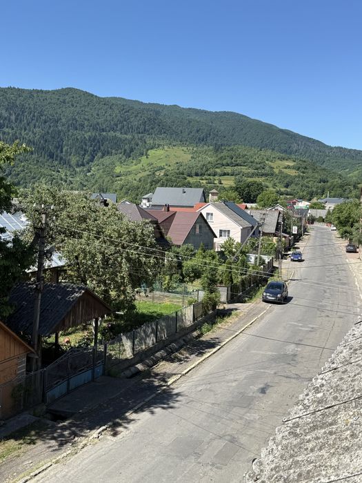 Продається будинок у смт. Міжгірʼя