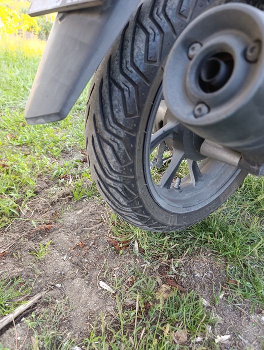 PCX Honda, em bom estado.