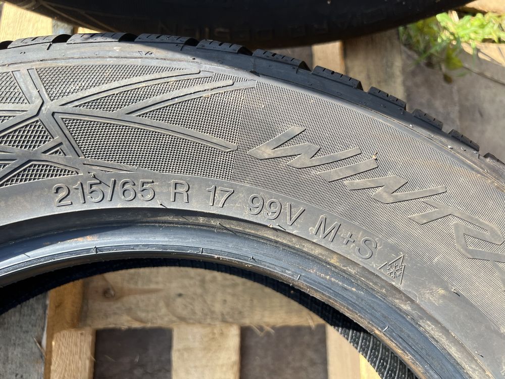 2xopona zimowa VREDESTEIN w rozmiarze 215/65 R17