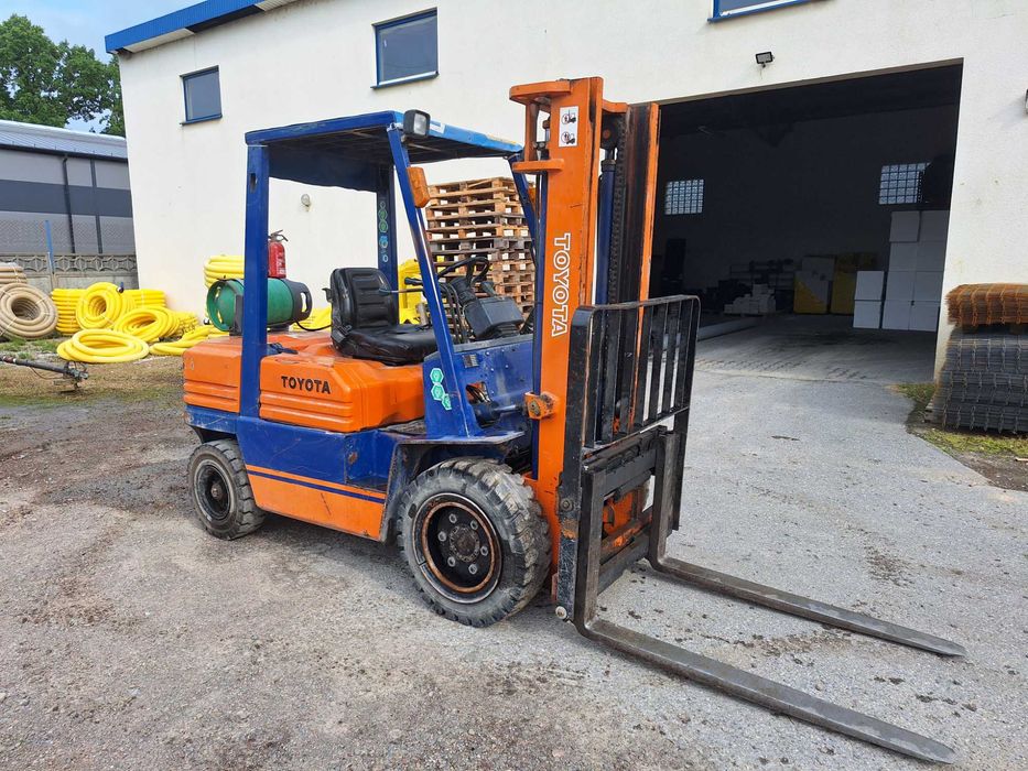 Wózek widłowy TOYOTA 5FG30
