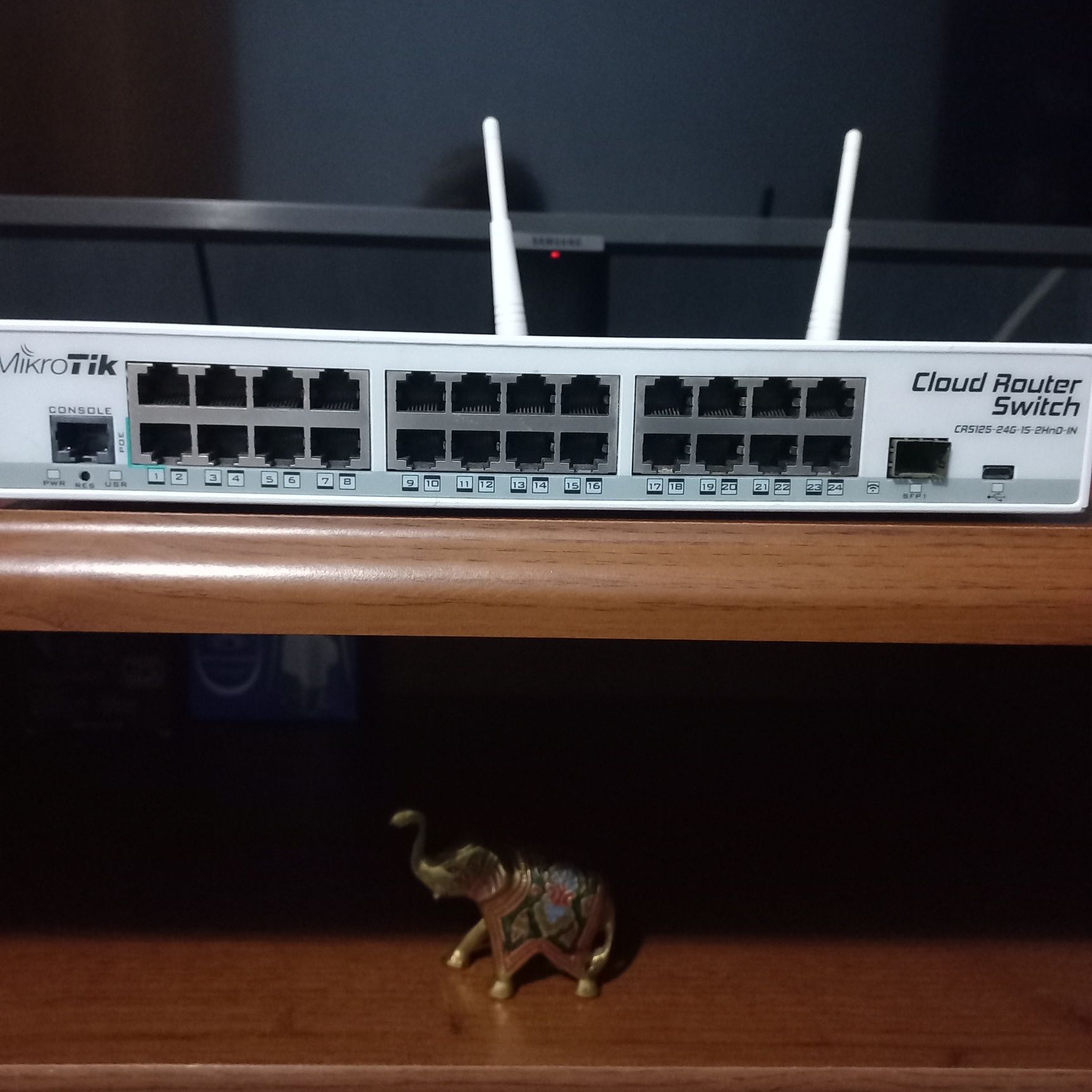 Cloud Router Switch