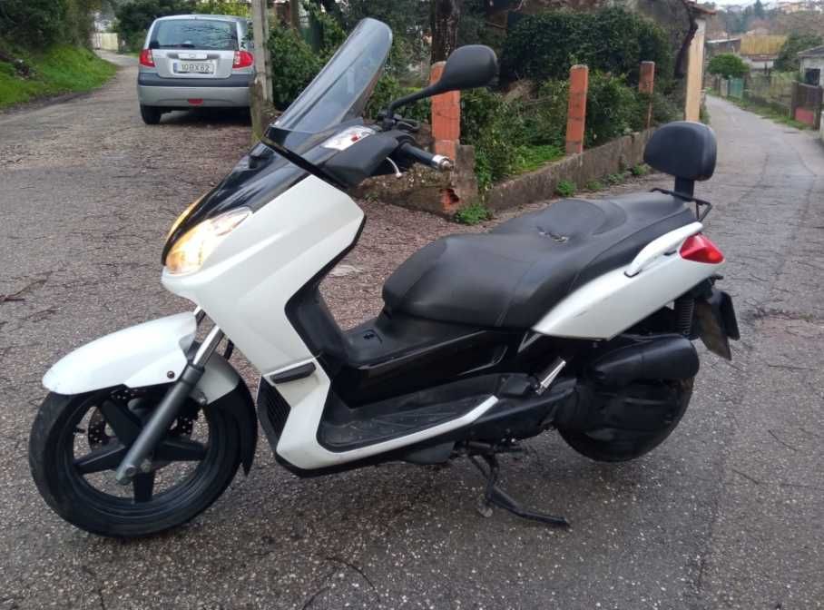 Scooter Yamaha XMax 125