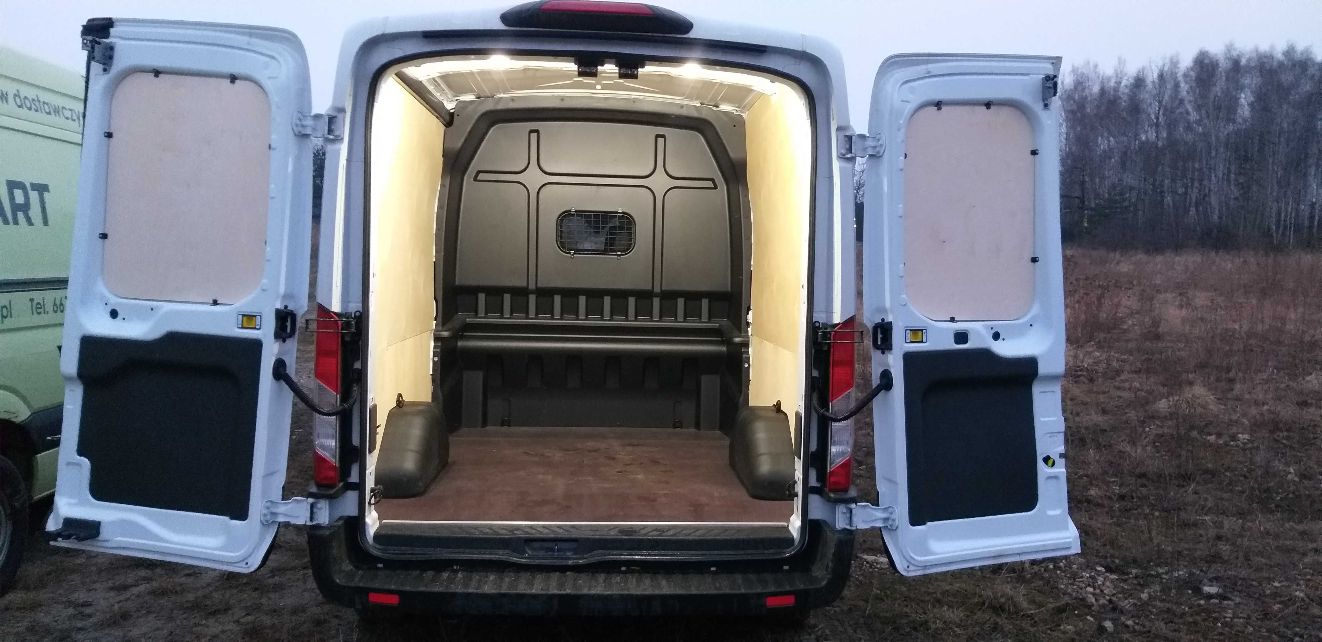 Zabudowa paki sklejką, zabezpieczenie paki Ford Transit L3H2