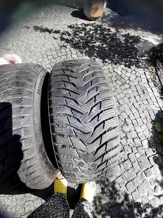 Резина зимняя KUMHO  225/55/R17  2шт