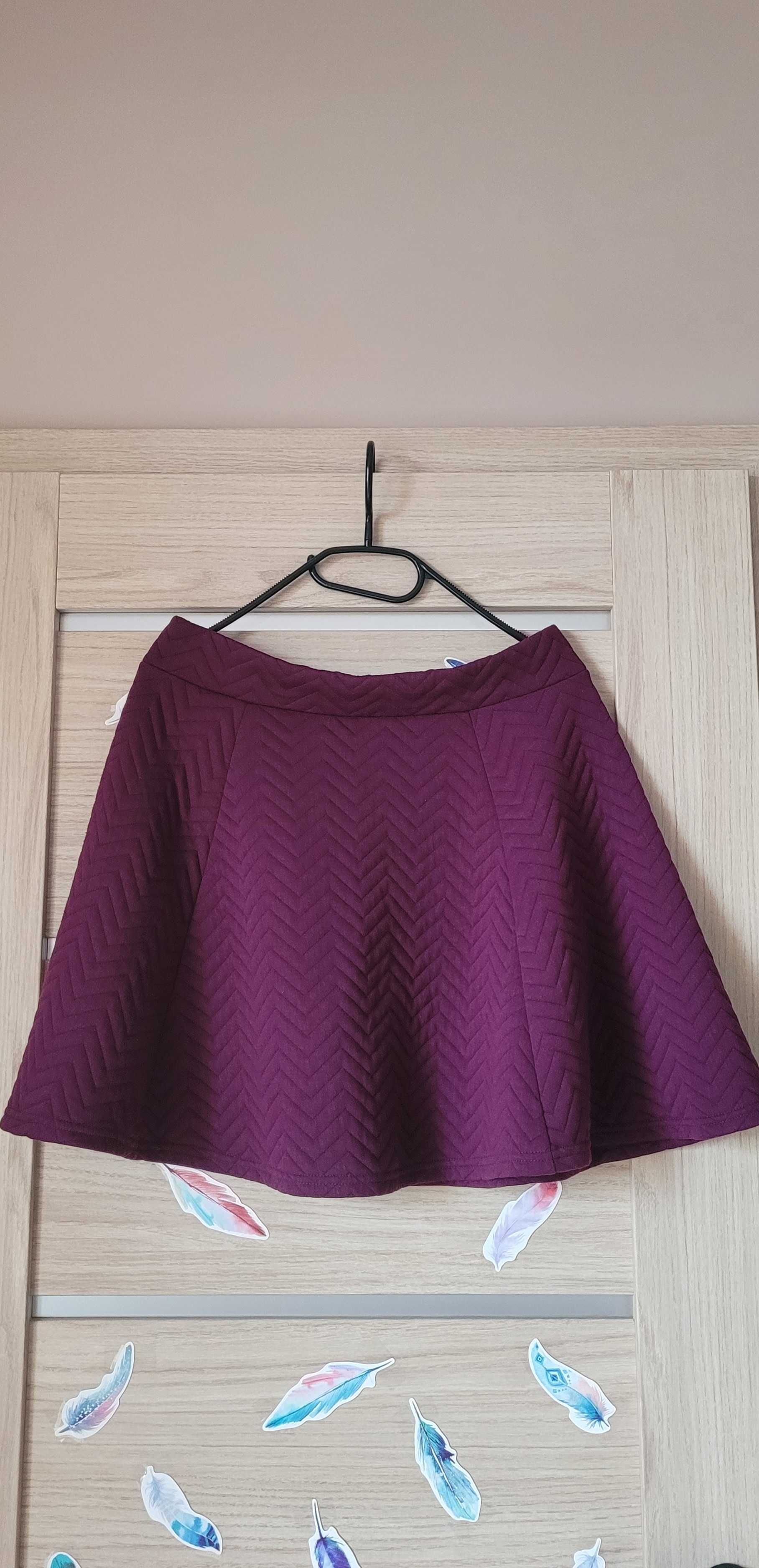 Fioletowa rozkloszowana spódniczka Divided H&M