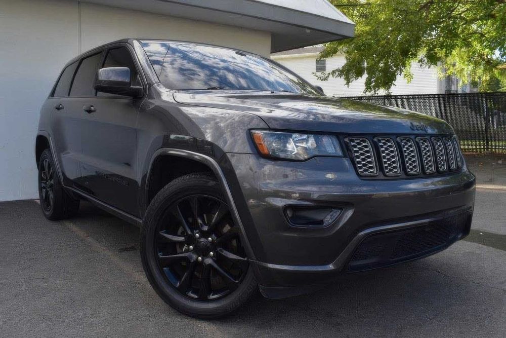 Jeep Grand Cherokee Altitude      2018