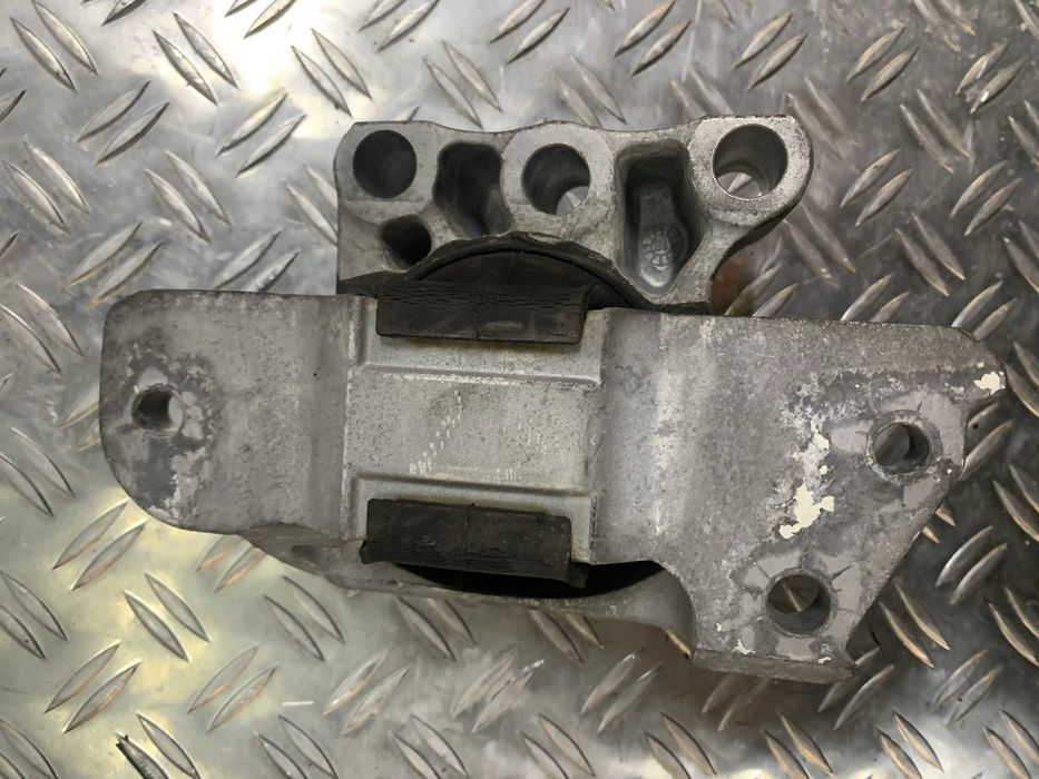 Подушка двигуна Jeep Compass 2017-2021