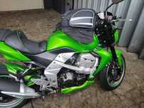 Kawasaki Z750 com ABS de 2008.