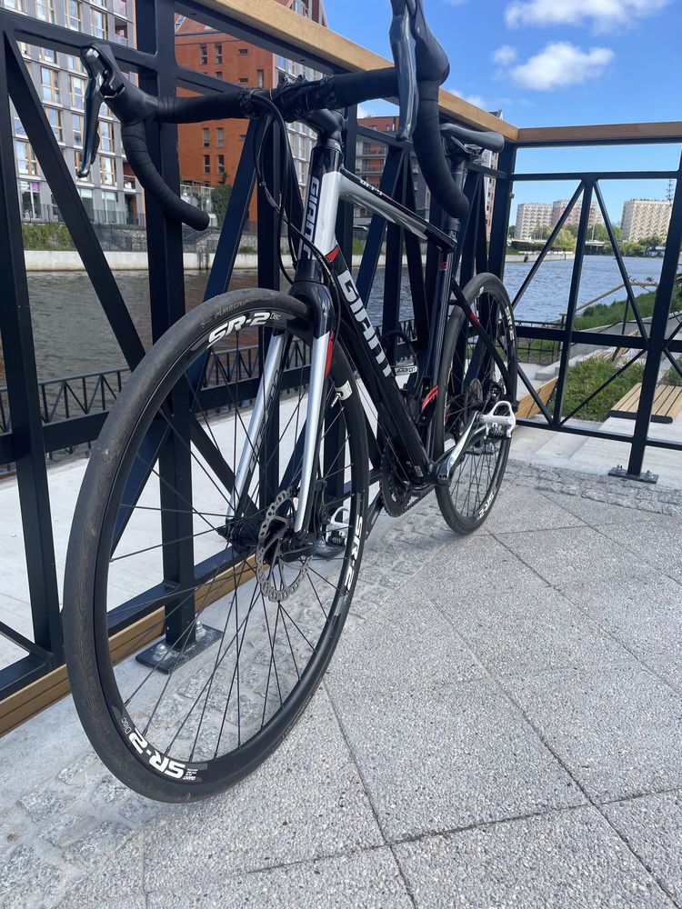Rower szosowy giant defy super stan gotowy do triathlonu