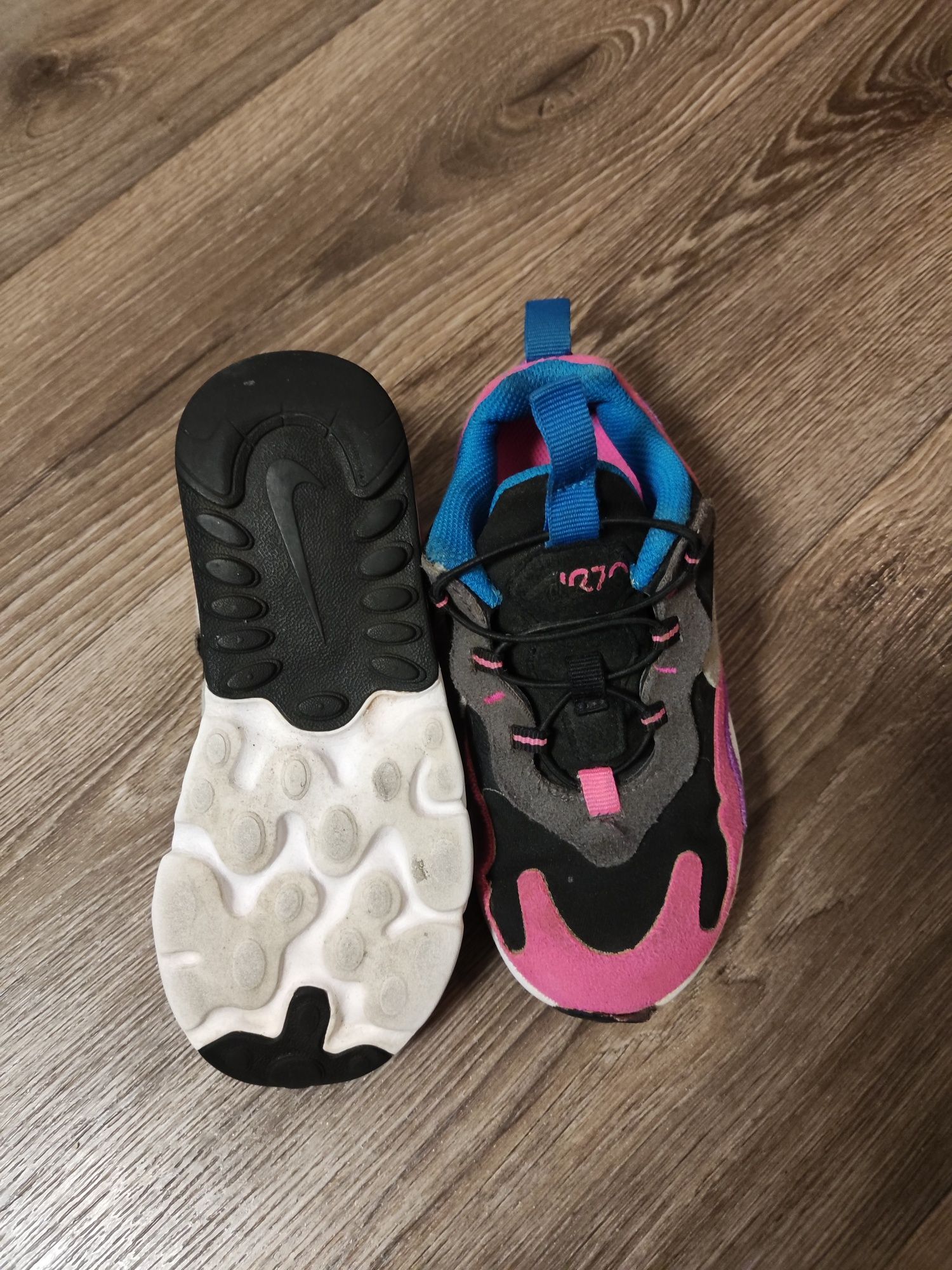 Кросівки дитячі Nike Air Max 270 React