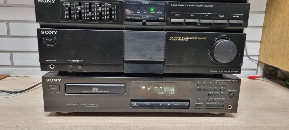 Wieza zestaw audio SONY z korektorem .100 Watt