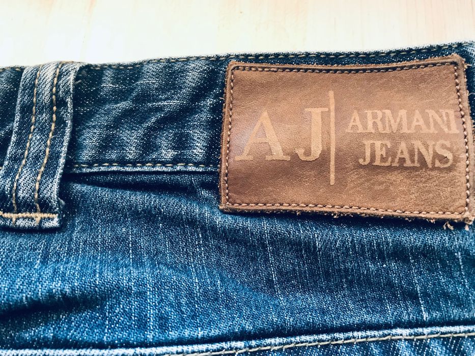 Spodnie Armani Jeans, rozmiar na metce 32x31