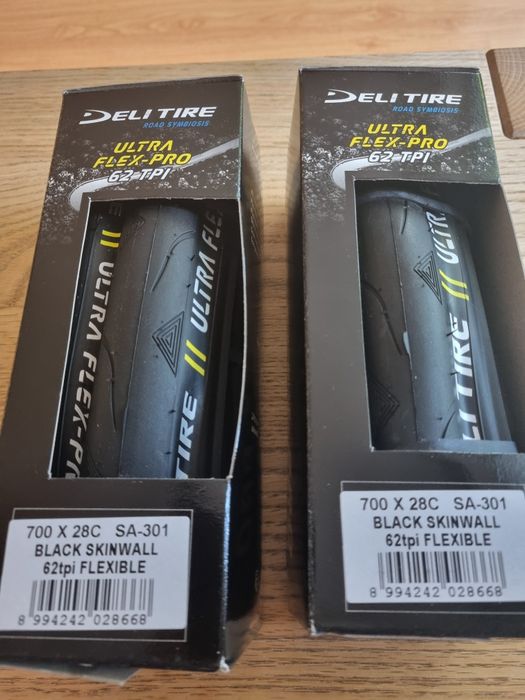 Opony Deli Tire Ultra Flex-Pro 62 TPI 700X28C