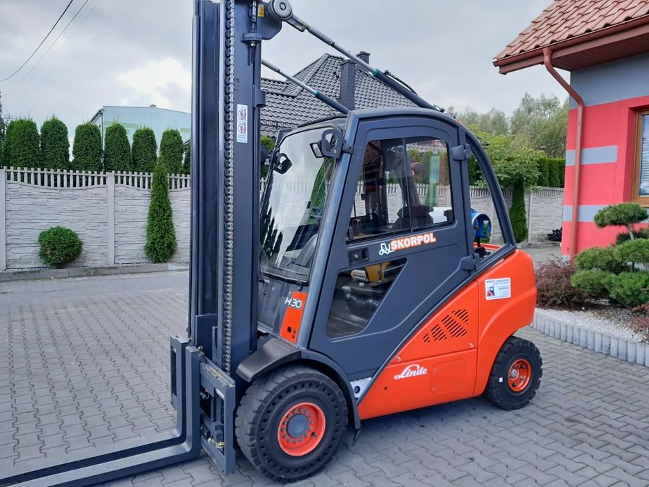 Linde H30T  Wózek widłowy LINDE Kabina