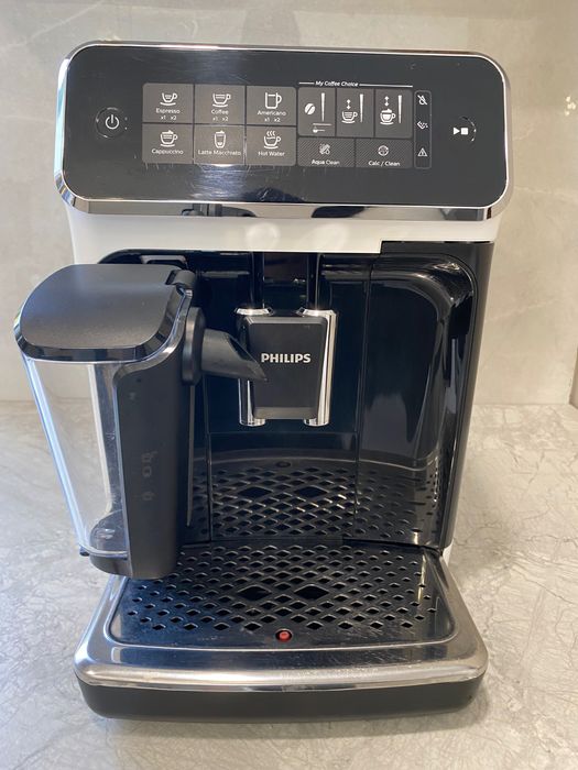 Кавомашина Philips EP 3243 LatteGo