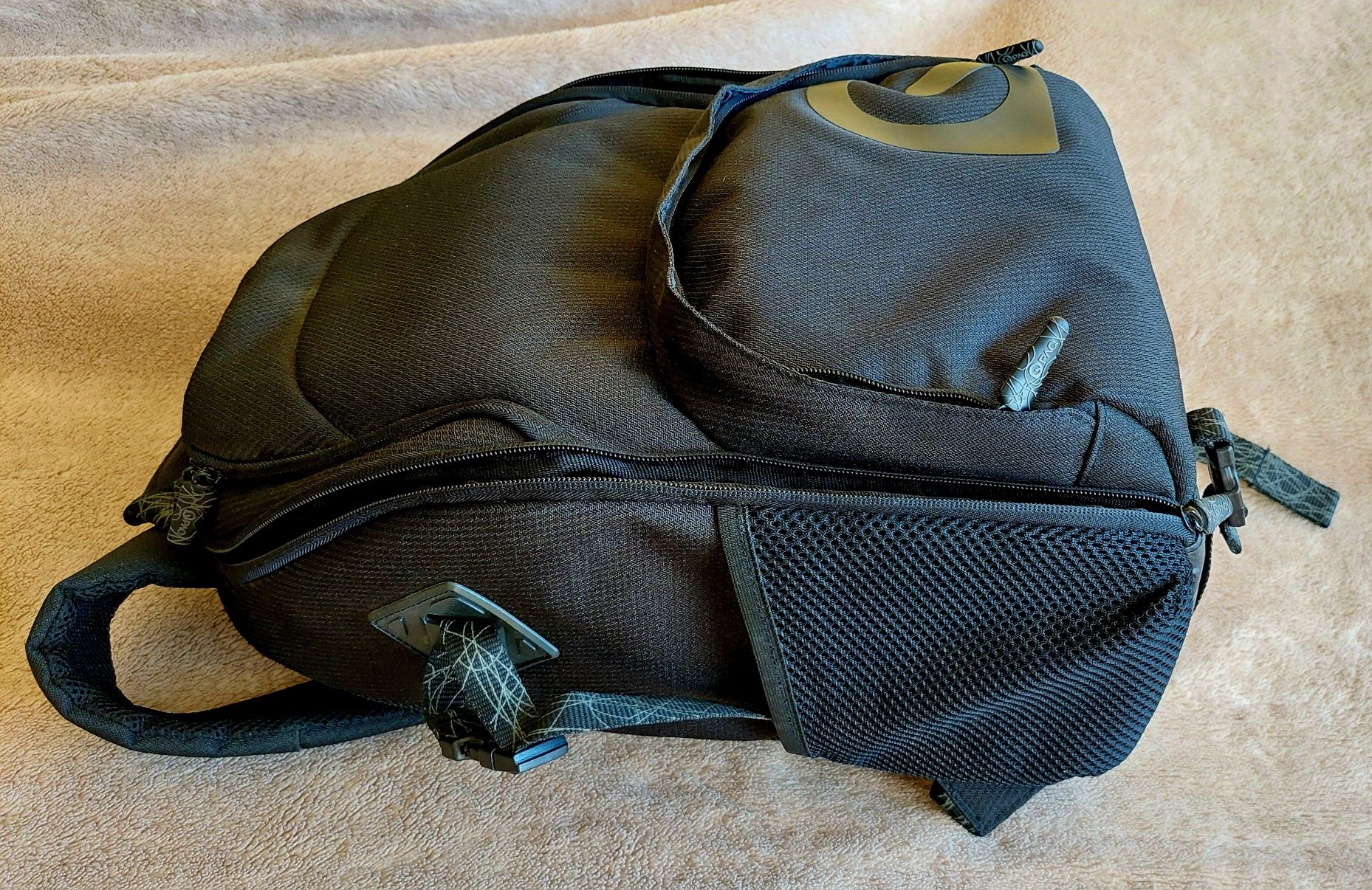 Plecak fotograficzny deszczoodporny PAQ TPA-02320 czarny - jak nowy