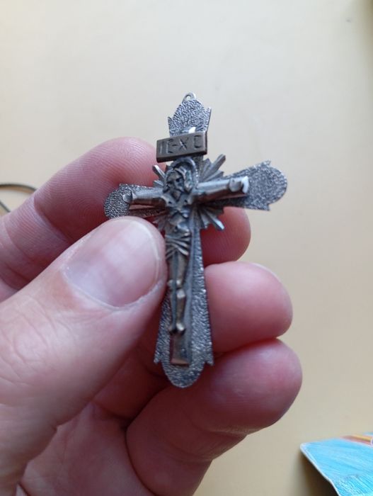 Крест нательный(ручная работа).
