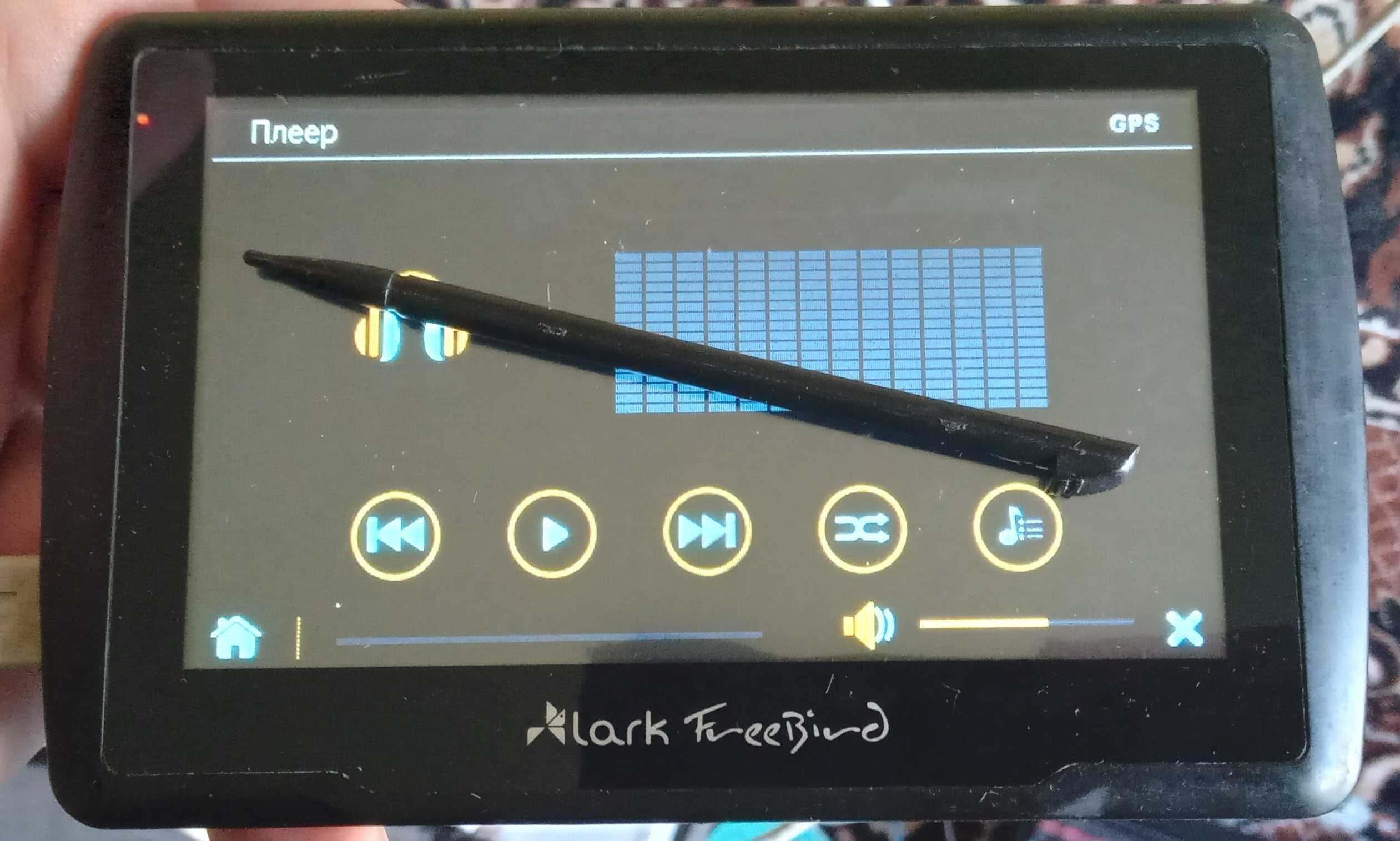 GPS Навігатор для авто "Lark"