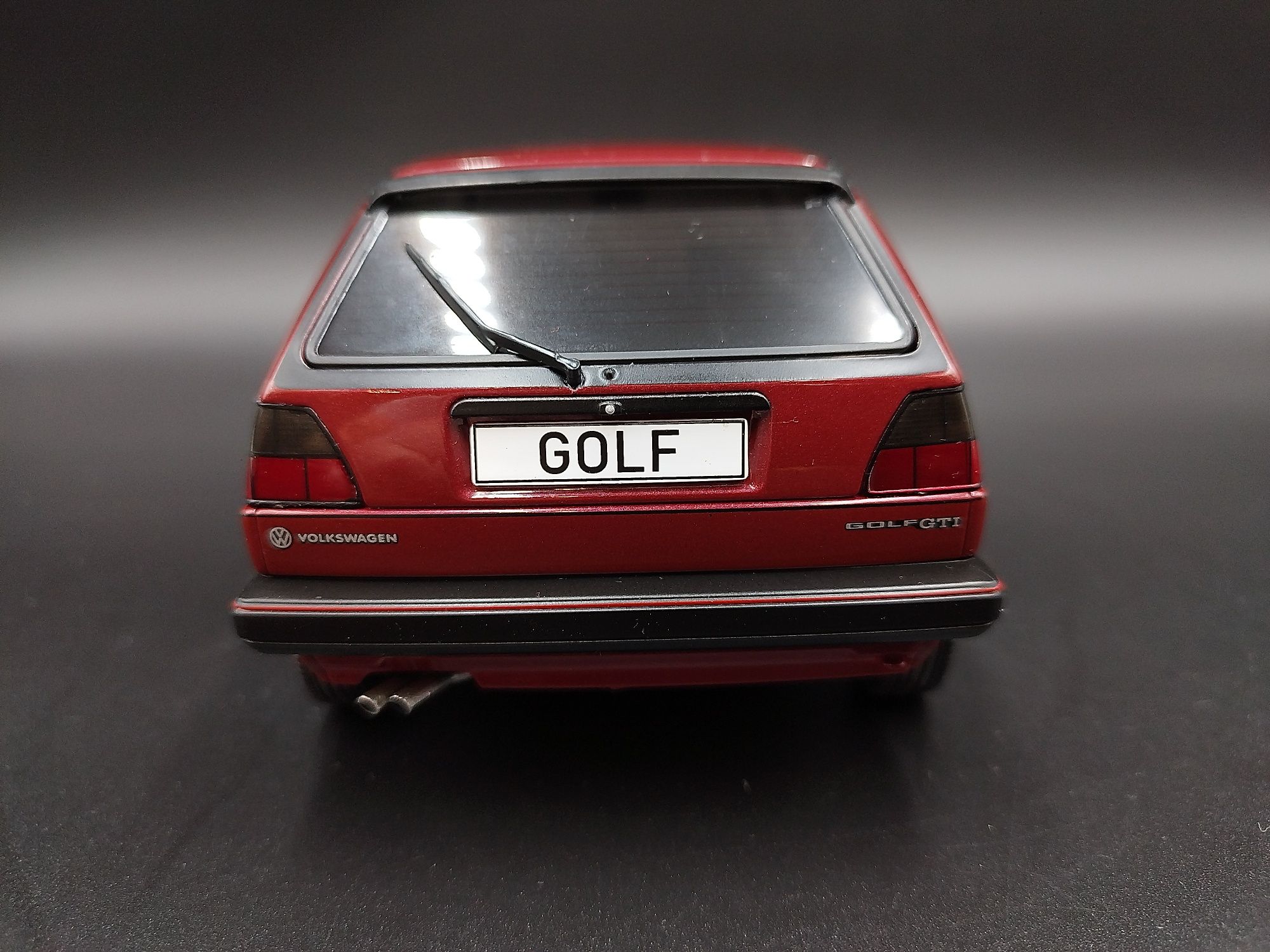 1:18 MCG Volkswagen Golf II GTI RED Model nowy