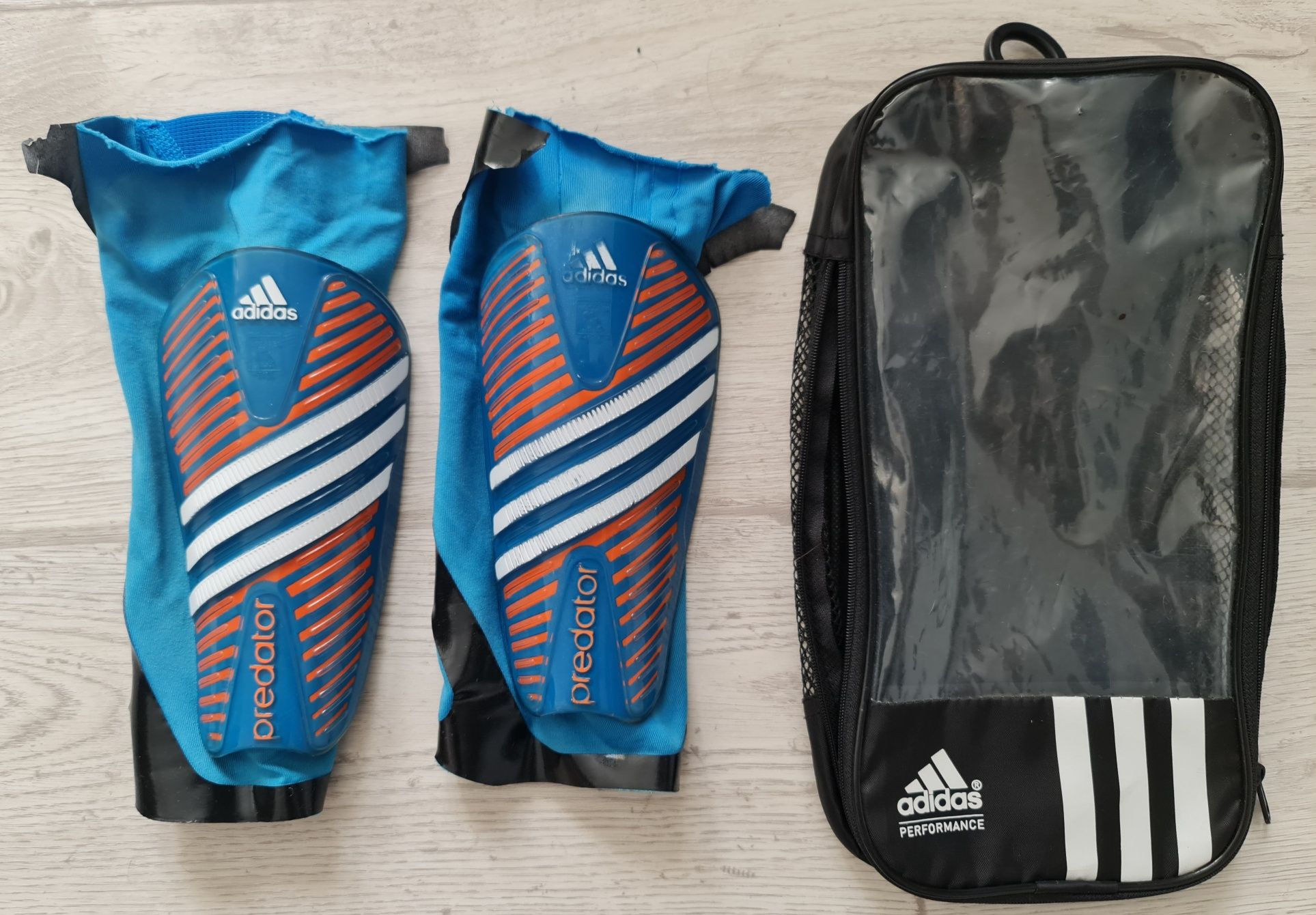 Щитки Adidas Predator