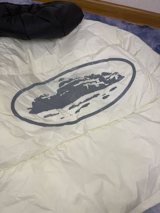 Пуховик Corteiz / Кортез