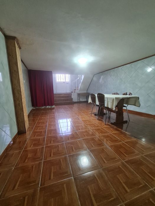 Arrendo Casa com 2 Quartos