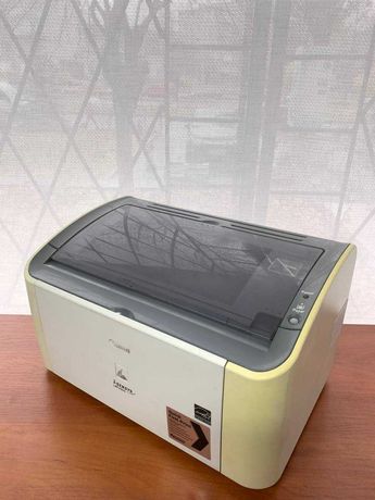 Принтер Canon LBP2900, картридж заправлен.  Б/в