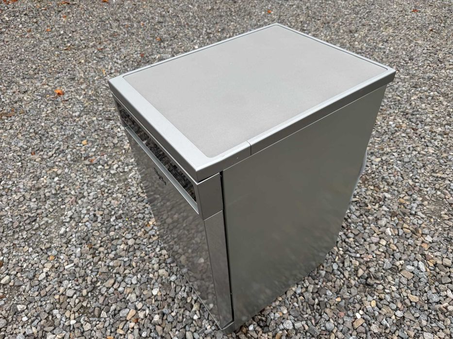 Zmywarka Whirlpool 45 cm . 100% sprawna