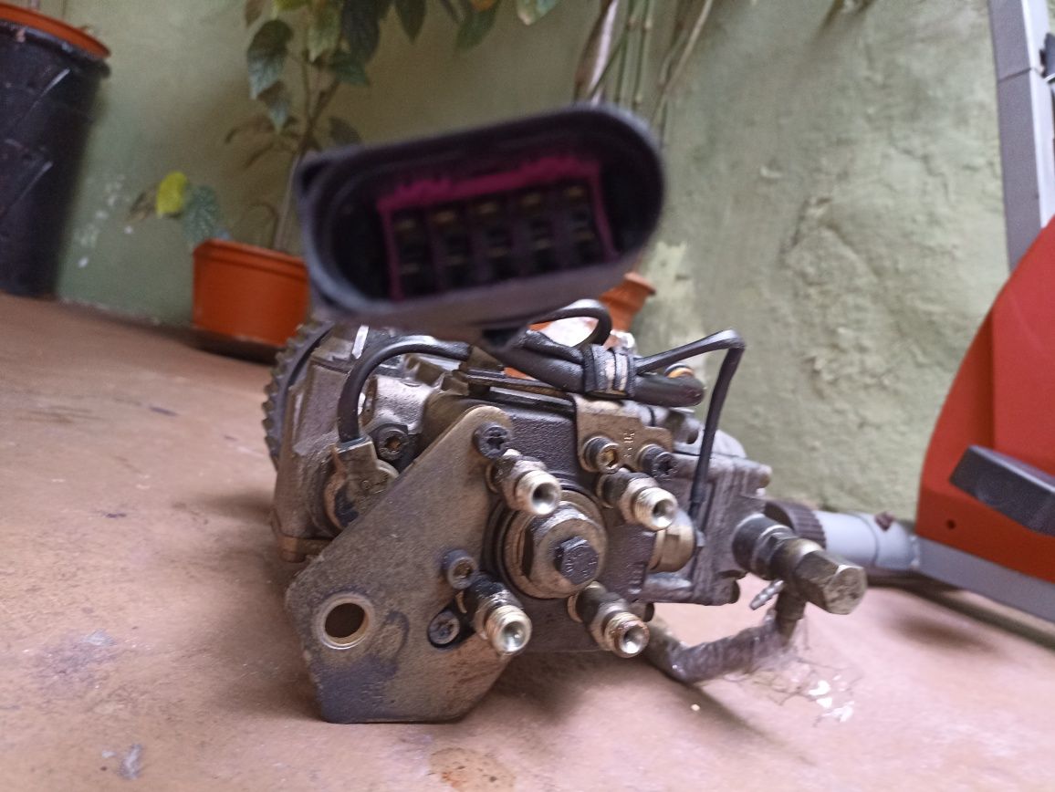 Bomba injetora SEAT Ibiza 6k2 1.9tdi 110cv