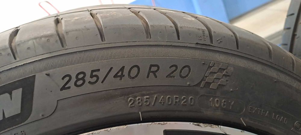 Porsche taycan диски титани 20