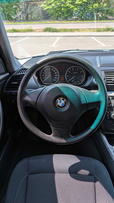 BMW Series 1, 2010р, 2.0, АКПП