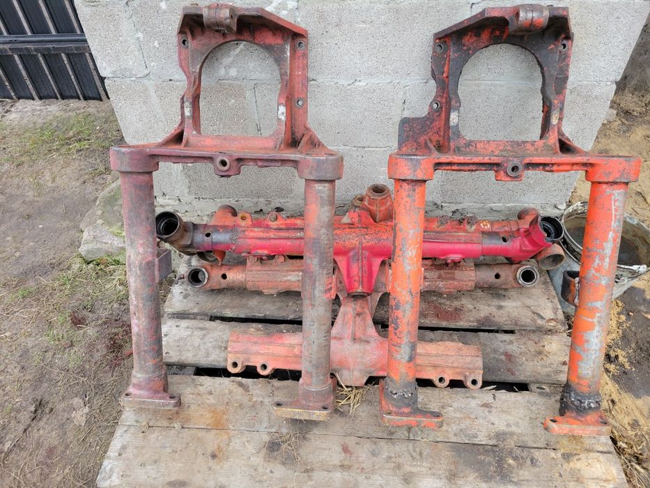 Продам запчастини до трактора т25