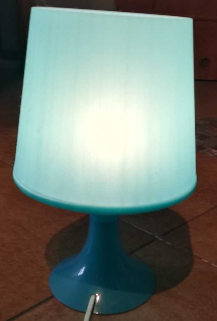Lampka Ikea stołowa z żarówką LED