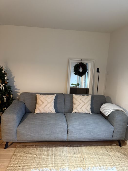 Sofa cinza area store