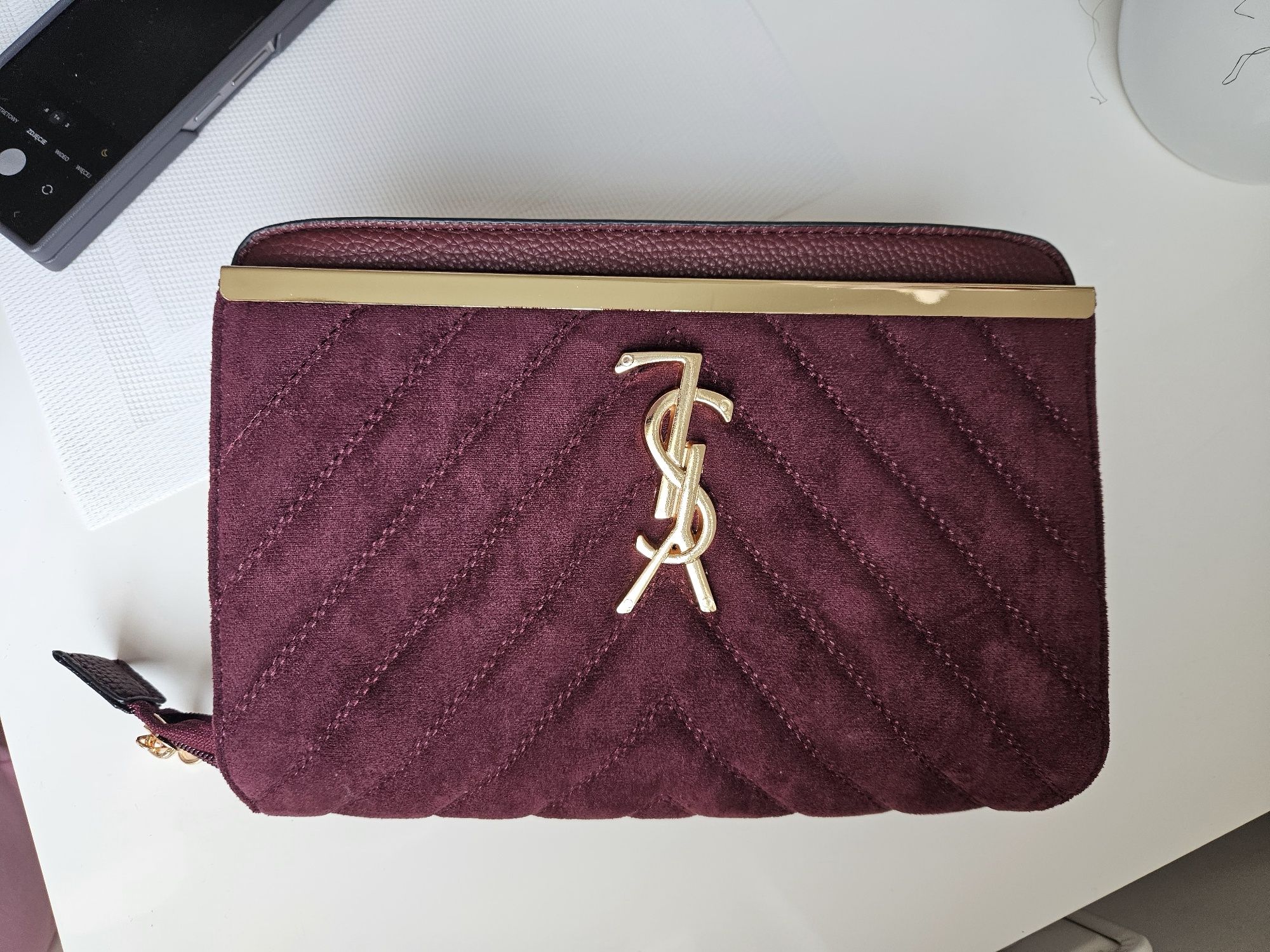Damska torebka ysl