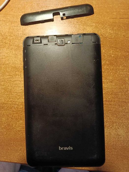 Планшет Bravis NB85