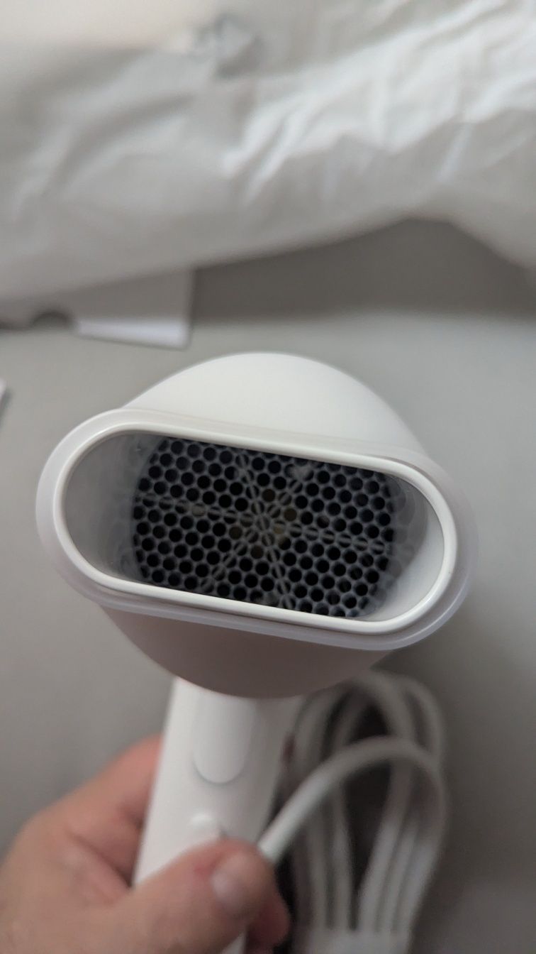 Фен xiaomi компактный и мощный