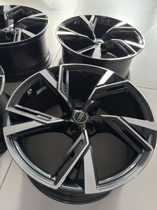 Felgi Audi RS6 22 Jak Nowe Oryginał Polcecam 2024 rok