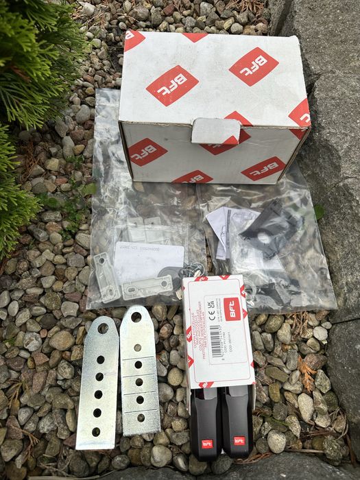 BFT PHOBOS BT B40  Napęd do bram skrzydłowych  - 4m/500kg