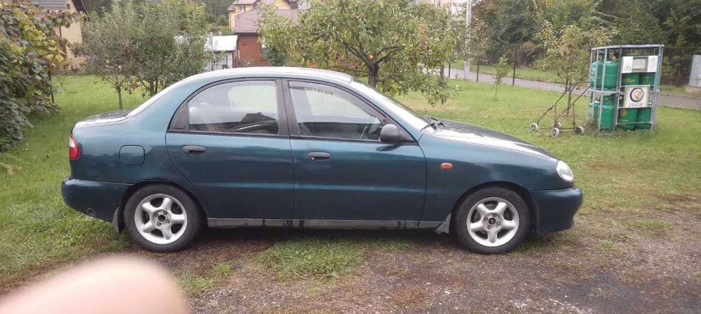 Daewoo Lanos rok 2000