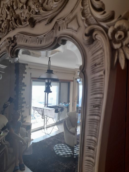 Espelho antigo com credencia madeira