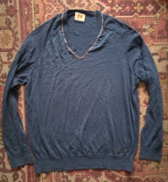 Продам реглан HUGO BOSS большого размера