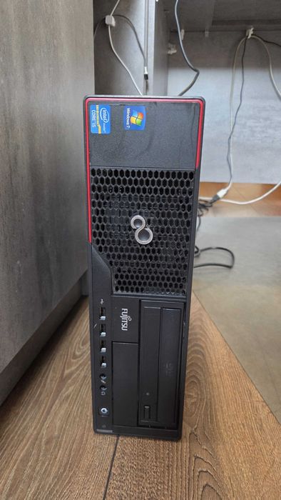 Komputer Acer Fuitsu WIN11