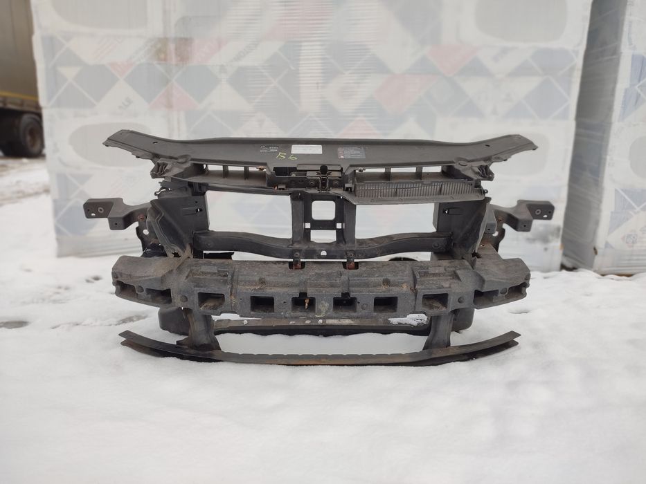 Телевізор, Панель радіаторів, установочна панель Volkswagen Passat B6